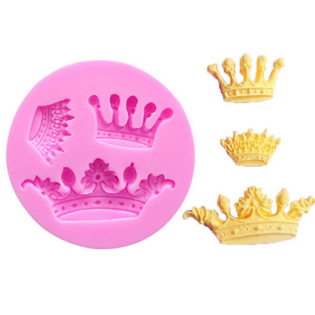 https://dokanpat.com.bd/wp-content/uploads/2022/12/assorted-royal-crowns-silicone-mold-for-fondant-and-chocolate-cake-decoration.jpg